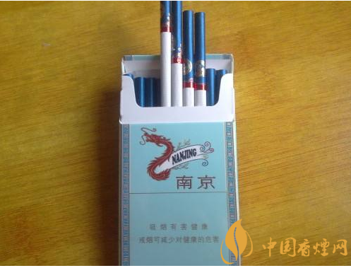 過年待客買什么香煙好，中華撐場面軟云看內(nèi)在